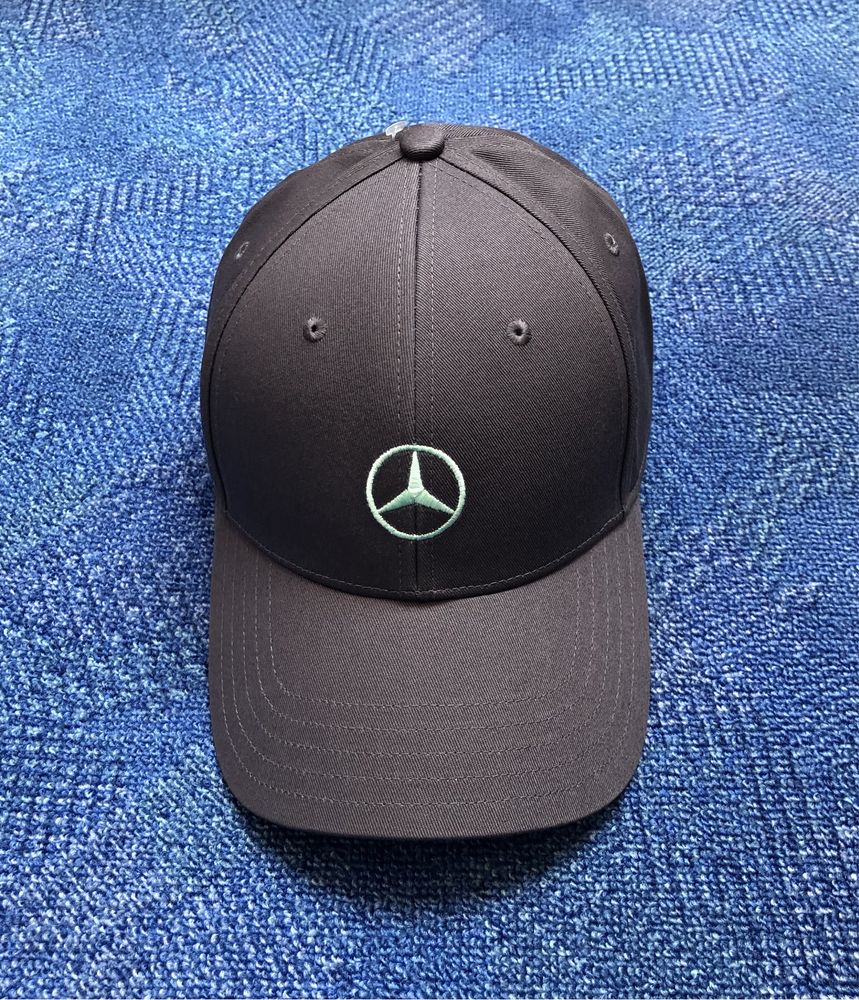 Adidas Mercedes AMG Petronas Formula One Team ОРИГИНАЛНИ шапки