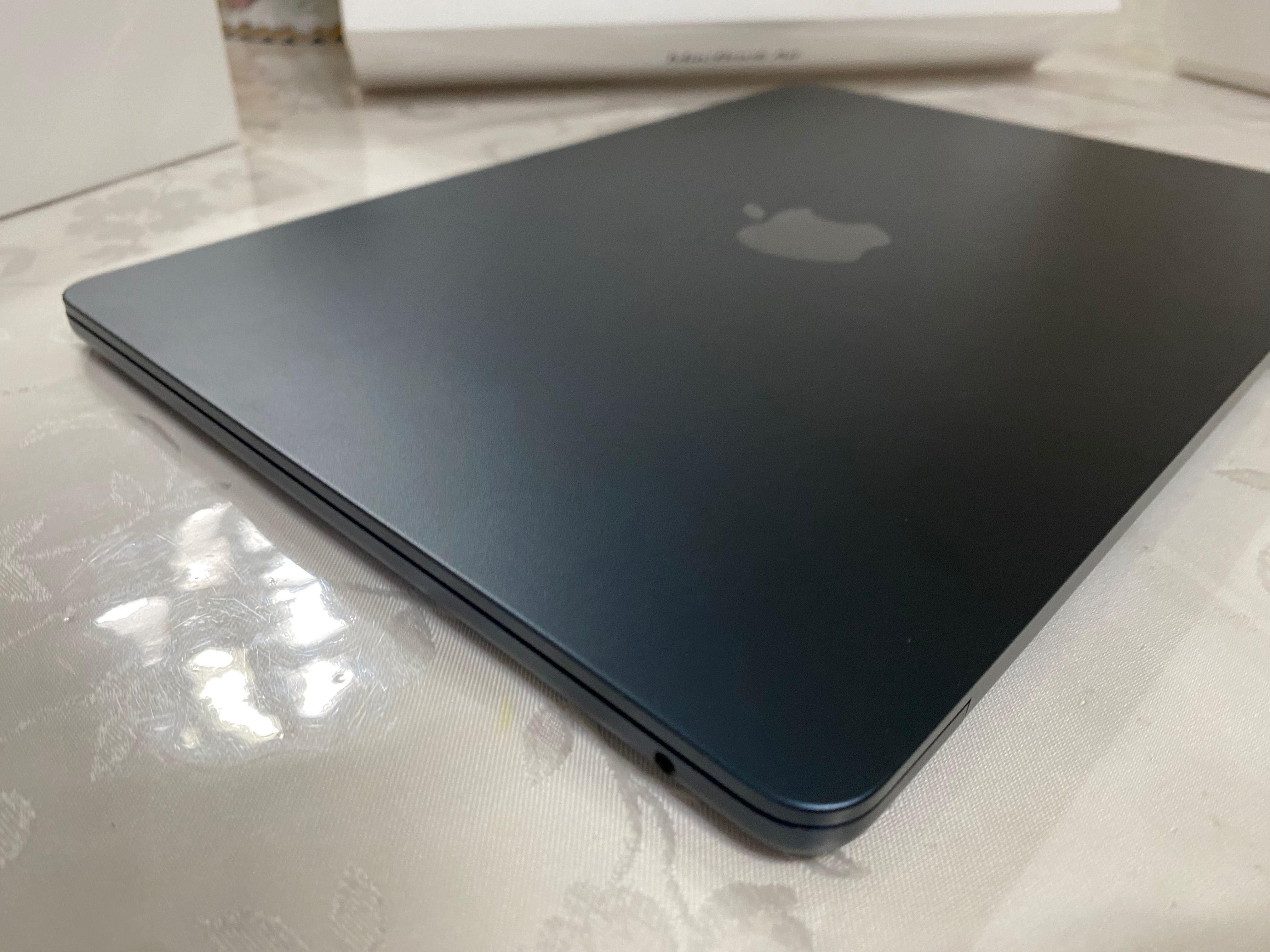 Macbook air m2 8gb