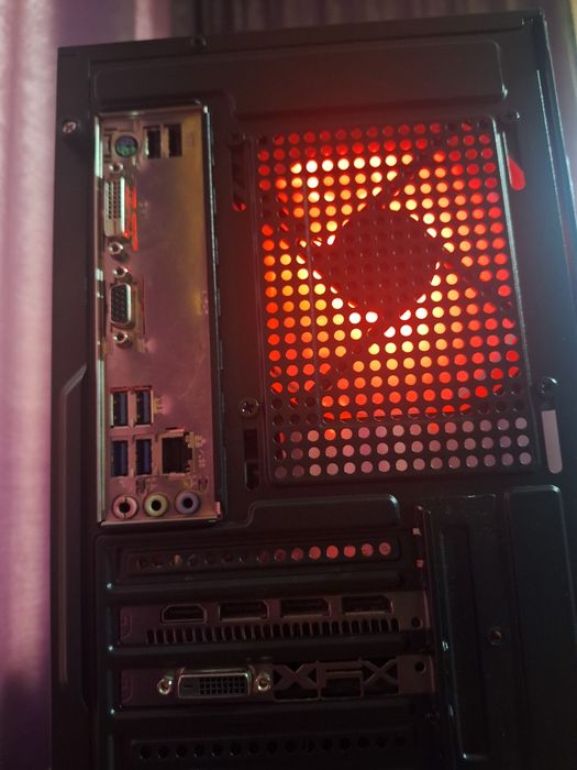 RX 580 8GB, Ryzen 5 1600, 16GB RAM - Геймърски Компютър