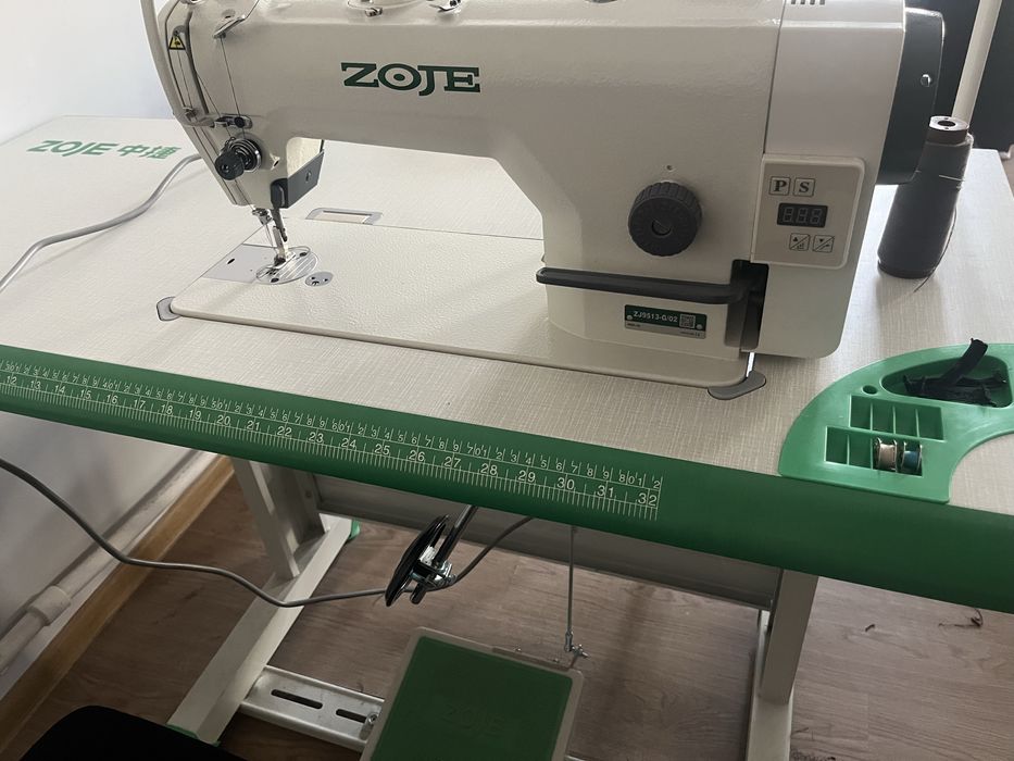 Zoje tikuv mashinasi