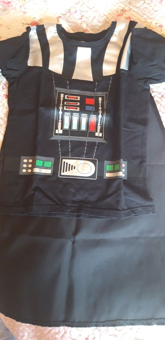 Costum Star Wars bluza cu pelerina 6-7 ani