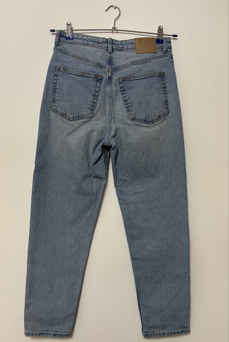 Blugi Bershka-Noi fără etichetă