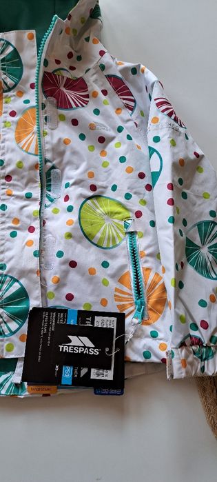 Яке  Trespass  Ново!!!