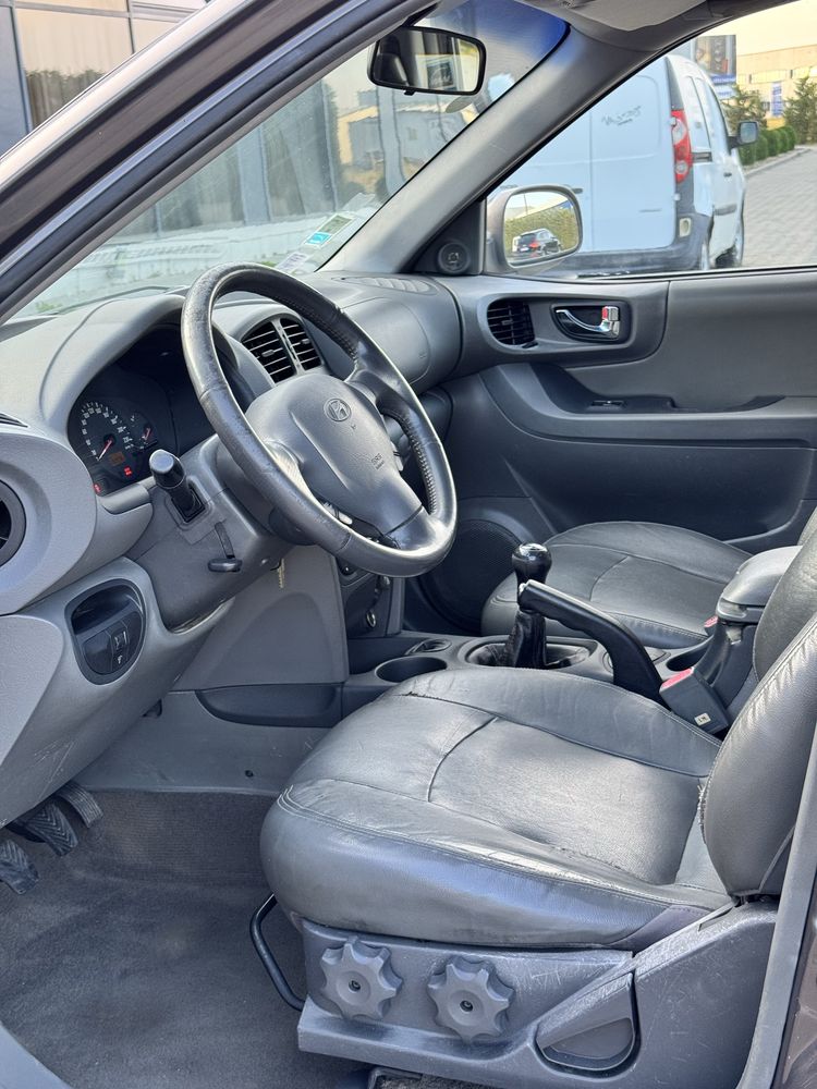 Hyundai Santa Fe 2.0 CRDi 125 caii 2005