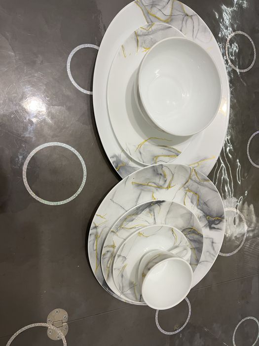 Продам набор посуды на 6 персон 32 предмета