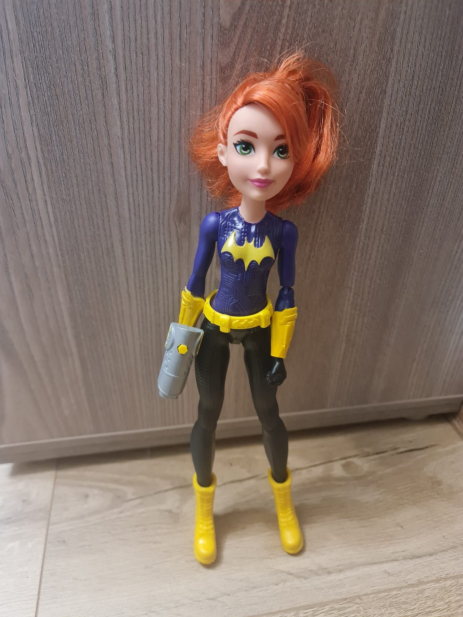 Papusa DC Super Hero Girls Batgirl