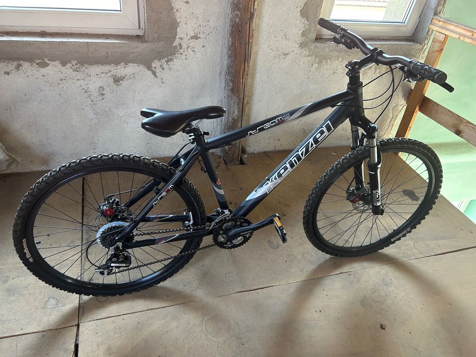 Vând bicicletă kenzei pentru copii cu vârst între 8 și 14-15 ani