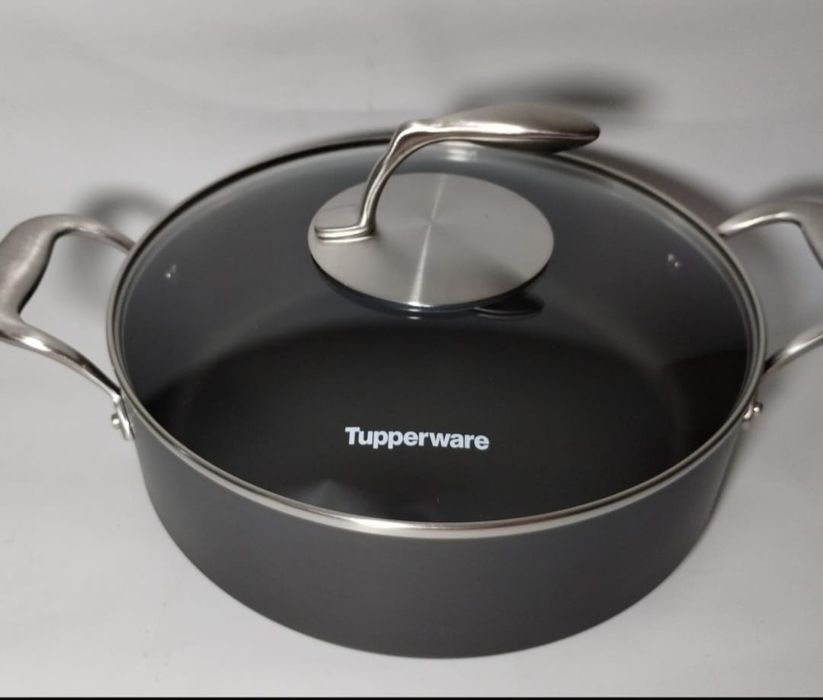 Продам Tupperware сотейник «От Шефа» «Прованс» на 4,1 л