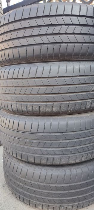 Bridgestone 215/55/R17