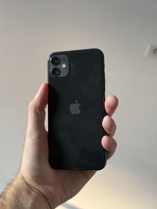 Vând telefon Iphone 11