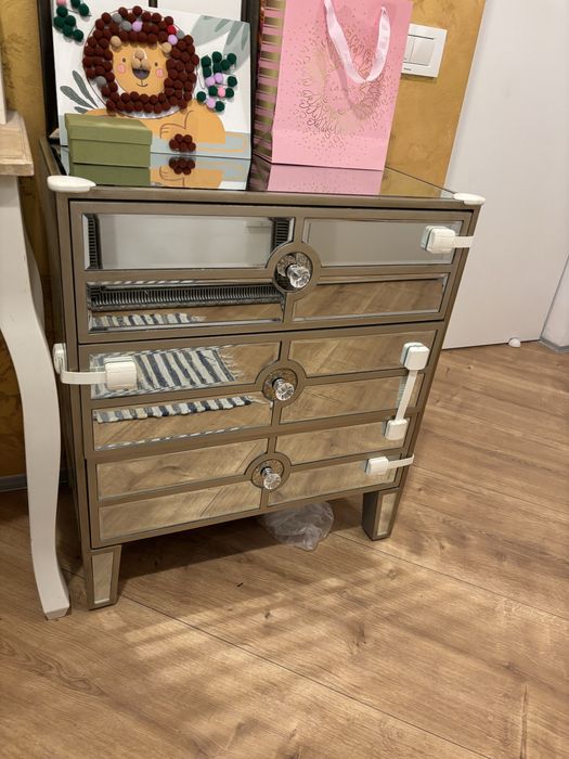 Comoda 3 sertare MDF/Oglinda Mobexpert ca noua