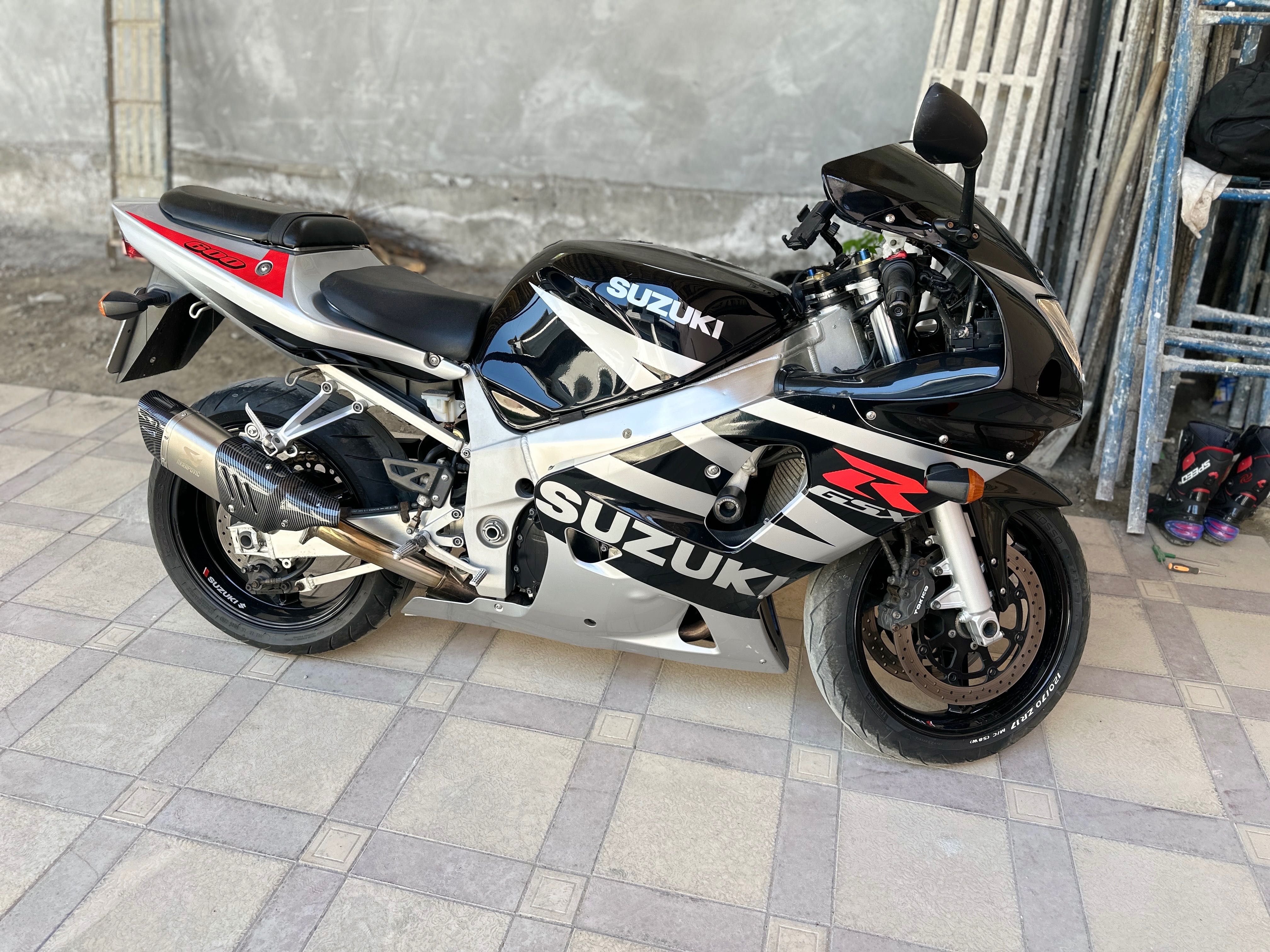 Diyorbek suzuki GSR