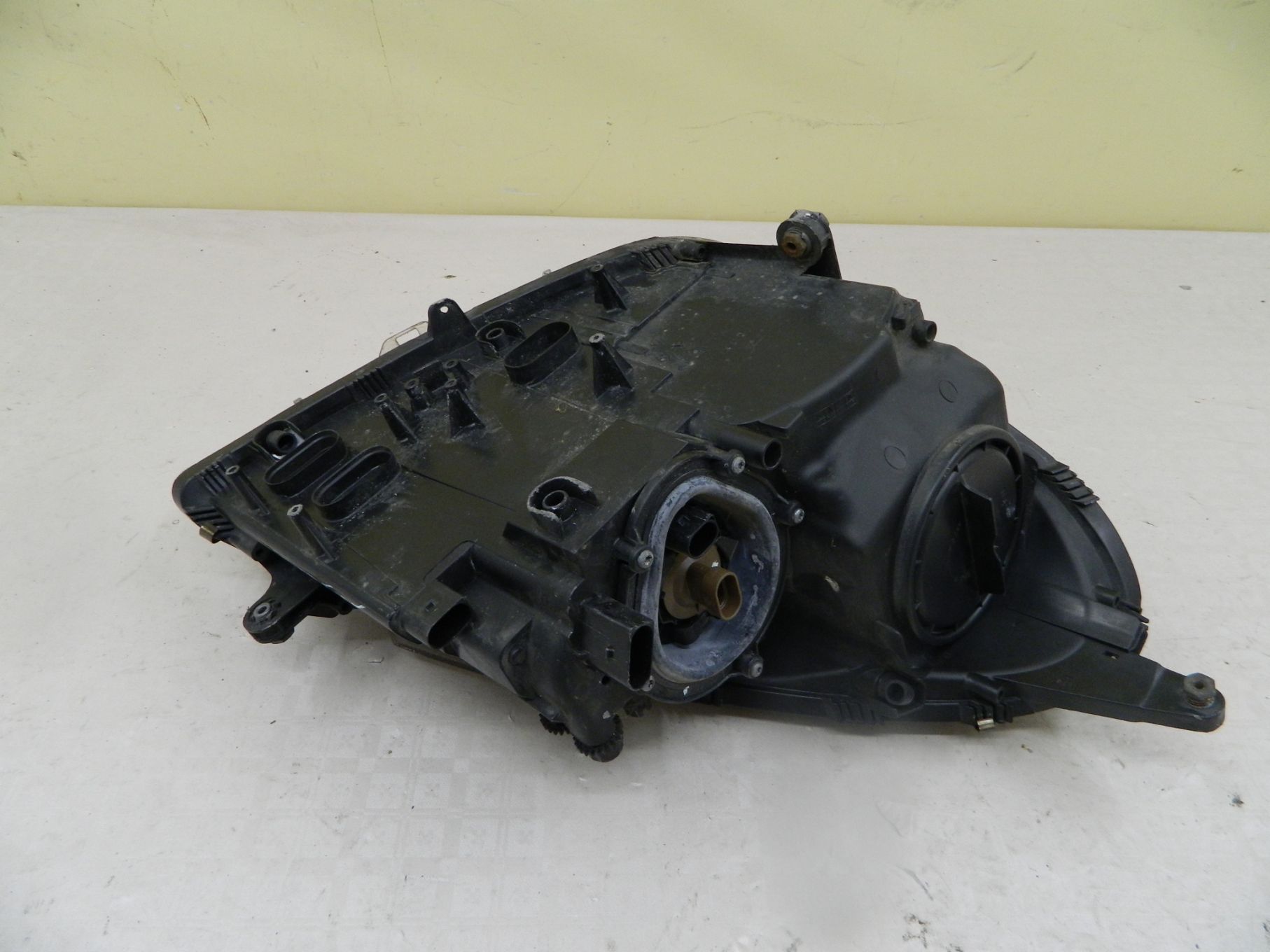 Far stanga Mercedes SLK R171 Halogen, 2004, 2005, 2006, 2007, 2008, 2009, 2010, 2011.