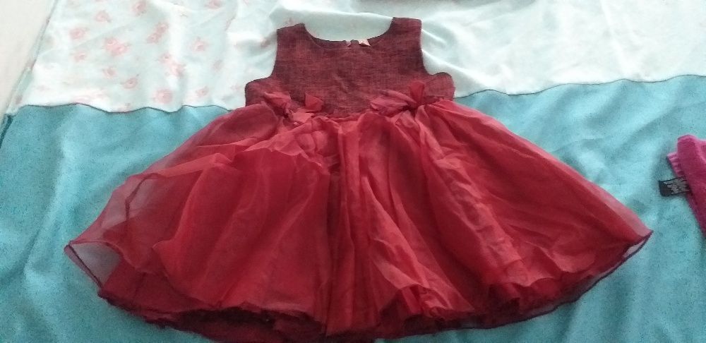 Прекрасни дрехи и оригинално манто за госпожица-6-8г.-25-80лв.