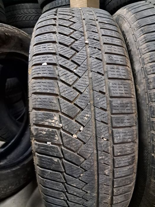 Anvelope second iarna 235 60 R18 Continental
