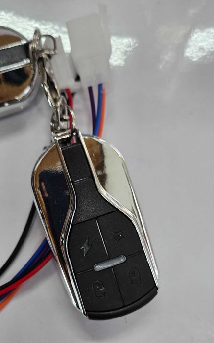 Аларма за електрически скутер / триколка 36V–72V с две дистанционни