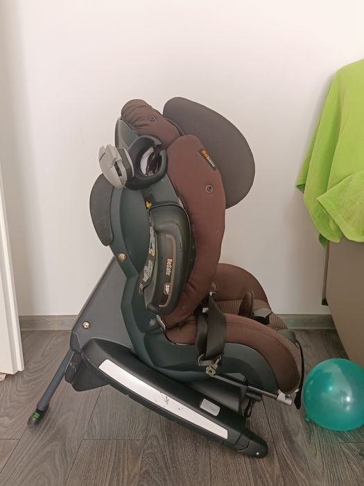 BeSafe iZi Combi X4 Isofix - scaun auto foarte sigur și confortabil