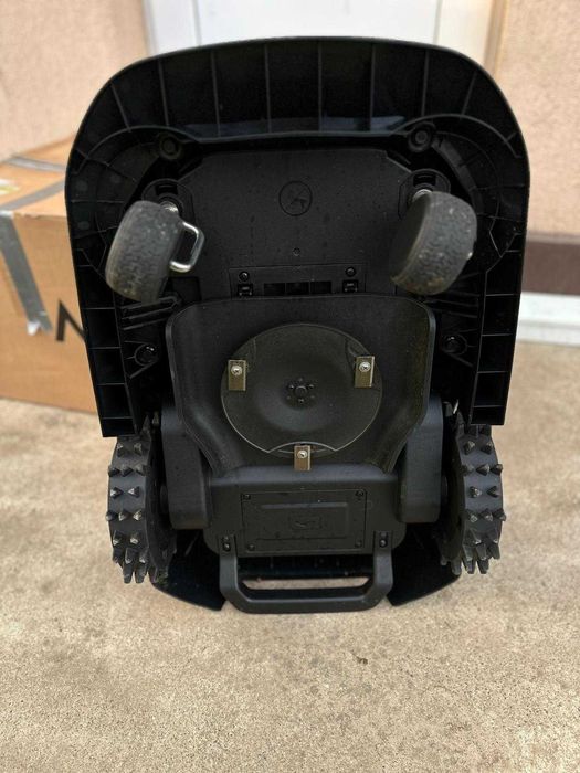 Robot de tuns iarba, Mova M1000, 1000 m² tehnologie UltraView MLLM4110