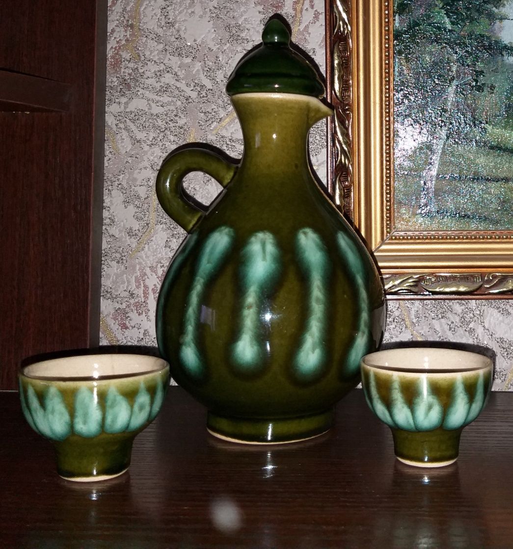 Кувшин и две чашечки (СССР) керамика