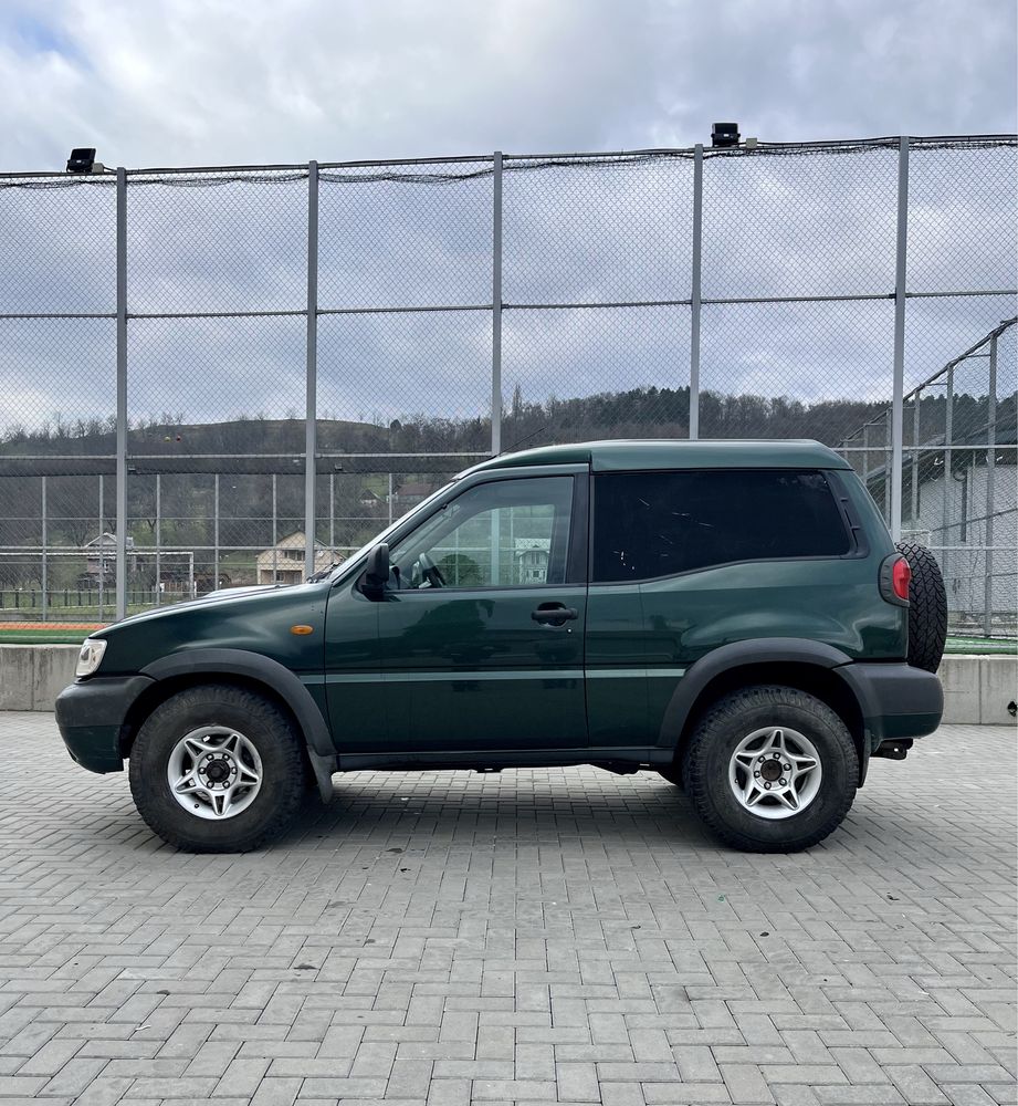 Nissan Terrano 2 Autoutilitar