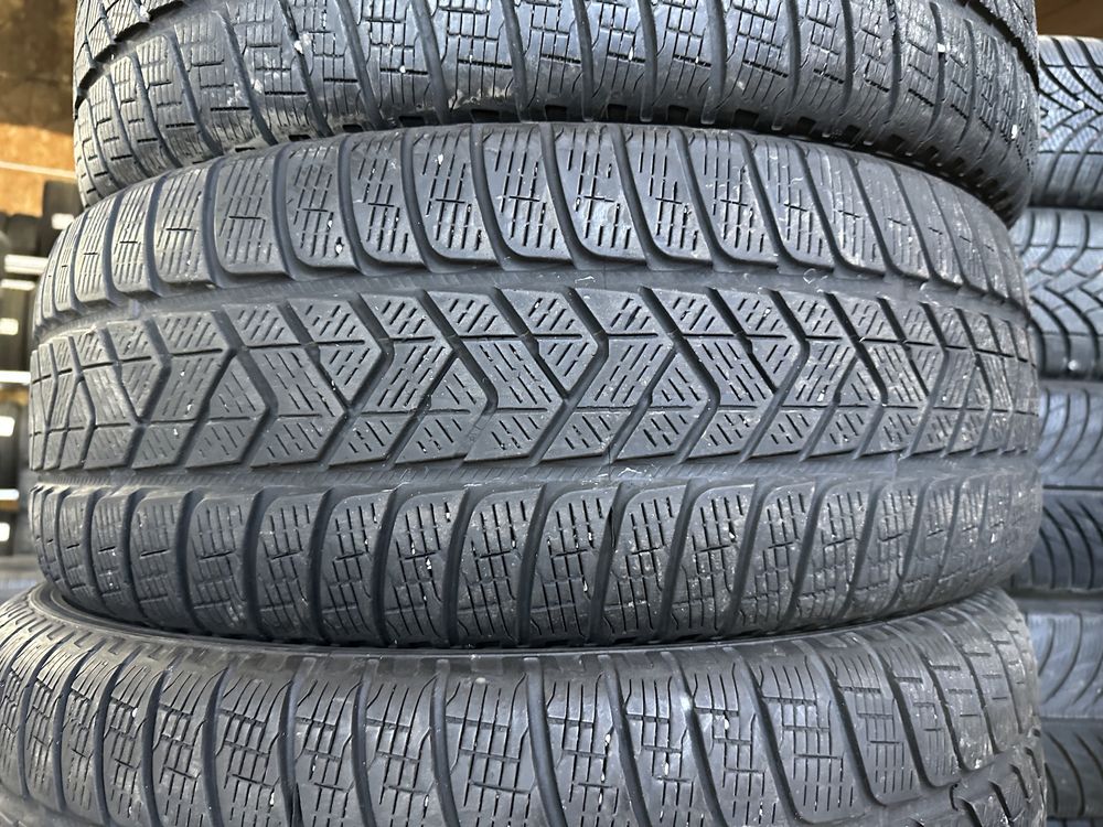 Anvelope 235/65/17 Pirelli