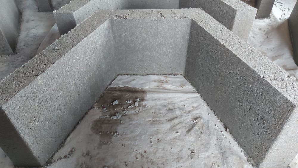 Presă/Utilaj pentru Rigole