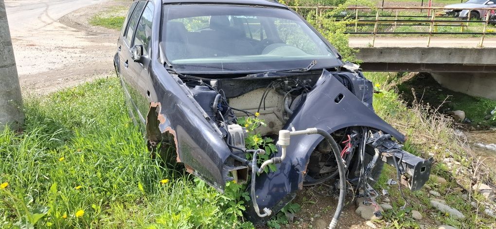 Dezmembrez Audi a4,Wolkswagen golf 4