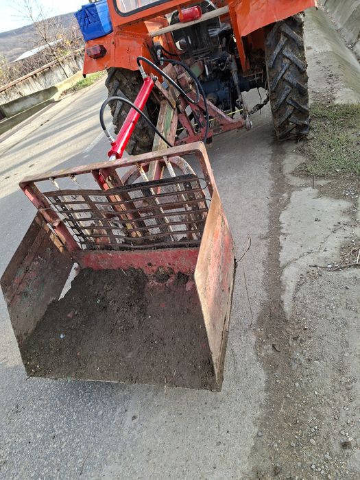 Cupă in tiranți cu cilindru