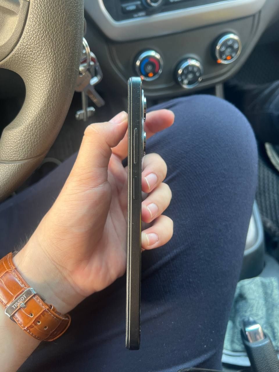 Poco x5 Pro 5G sotiladi