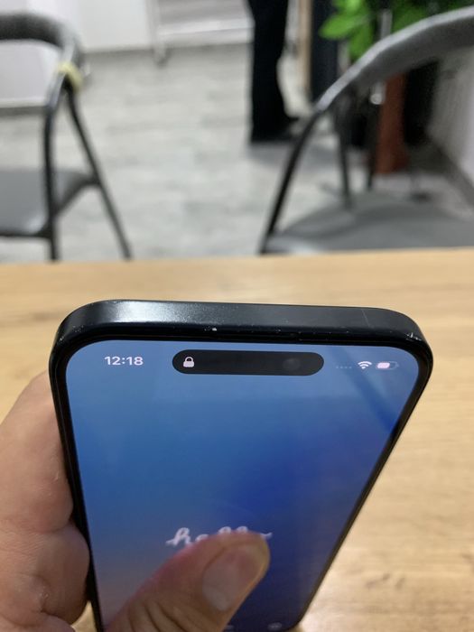 Iphone 16 karobka