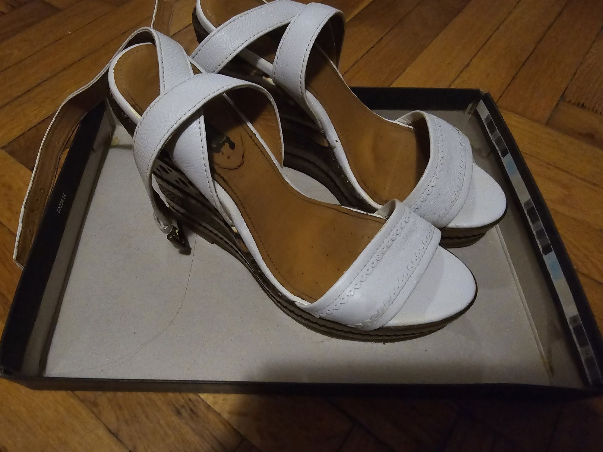 Vand sandale Geox