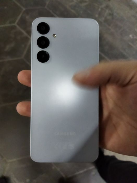 Самсунг A16 6/128g