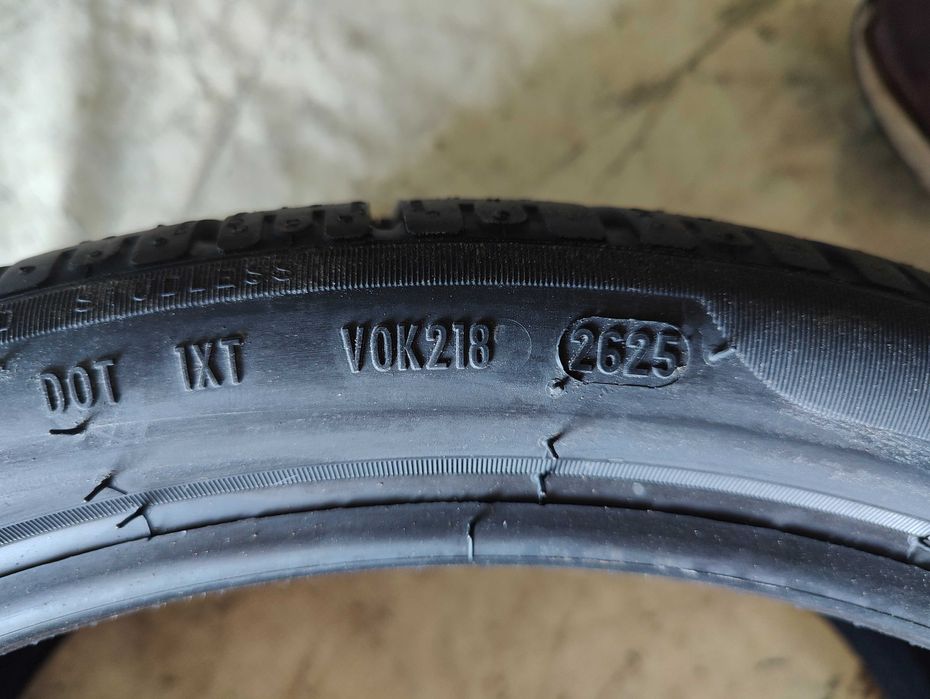 4 зимни гуми 235/35R19 Pirelli Sottozero W240 SerieII (N1) 87V DOT2625