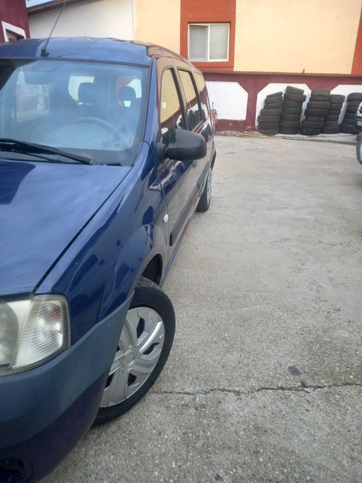 Vand sau schimb logan HCV 2008