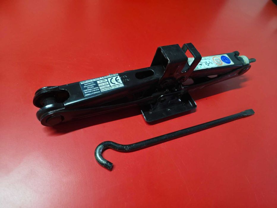 CRIC AUTO Oem Fiat Marea Stilo / Alfa Romeo 156 159 Giulietta !