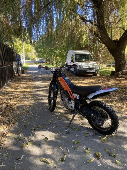 Vând Yamaha triker 250cc