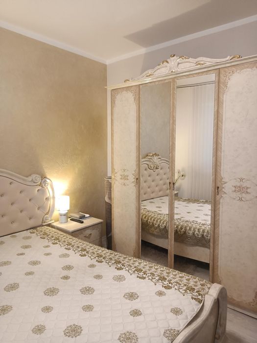 Продава се Двустаен апартамент в София, Левски В - 80 кв.м за 2000 €/кв.м - Снимка #1