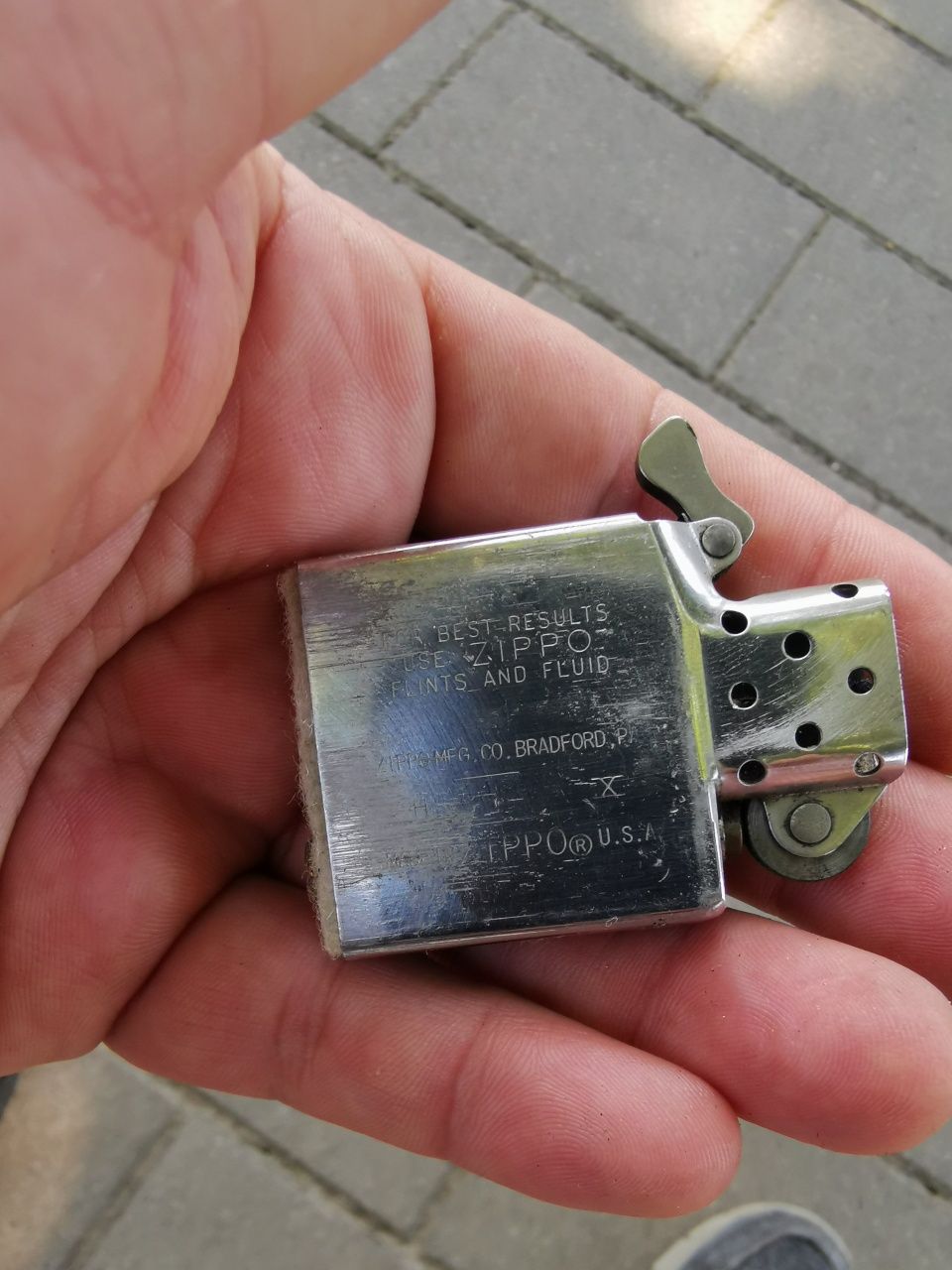 Bricheta Zippo originala 1990 zodia leu rar