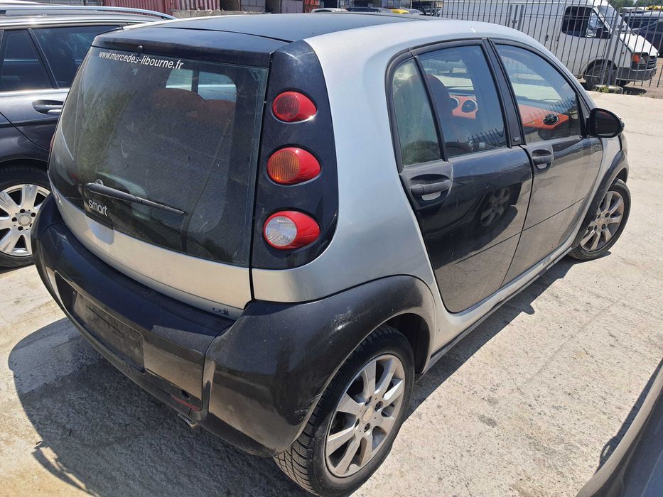 На части!  Smart ForFour 1.3i