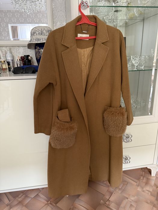 Пальто коричневый
