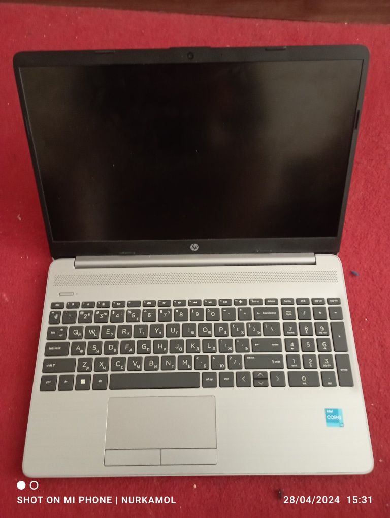 HP core i3 Noutbuk