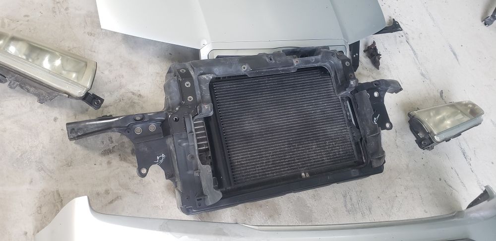 Skoda fabia 2001,capota,bara fata,faruri,  radiator aripa