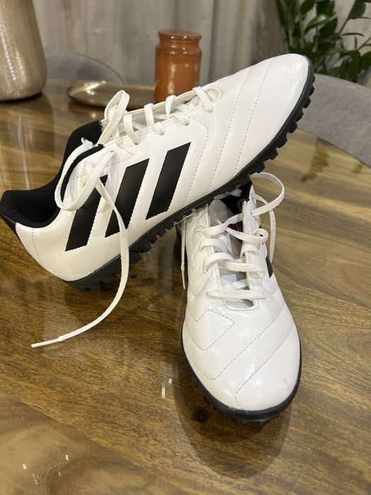 Футболни Стоножки  Adidas Golleto 7 TF