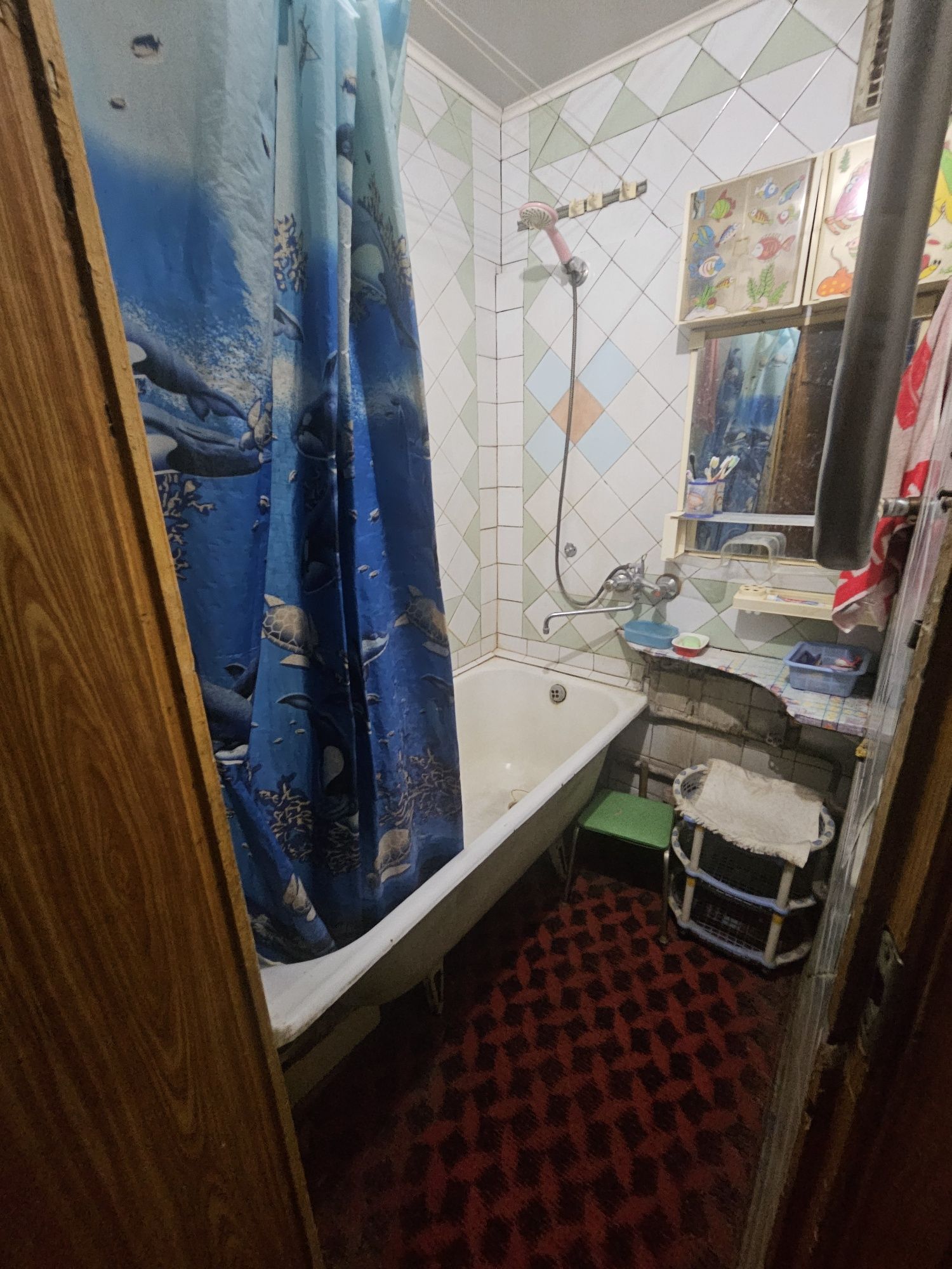 Продаётся своя 4 ком квартира
