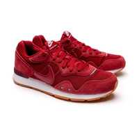 Nike venture runner women's , цвят Pomegranate 40 номер