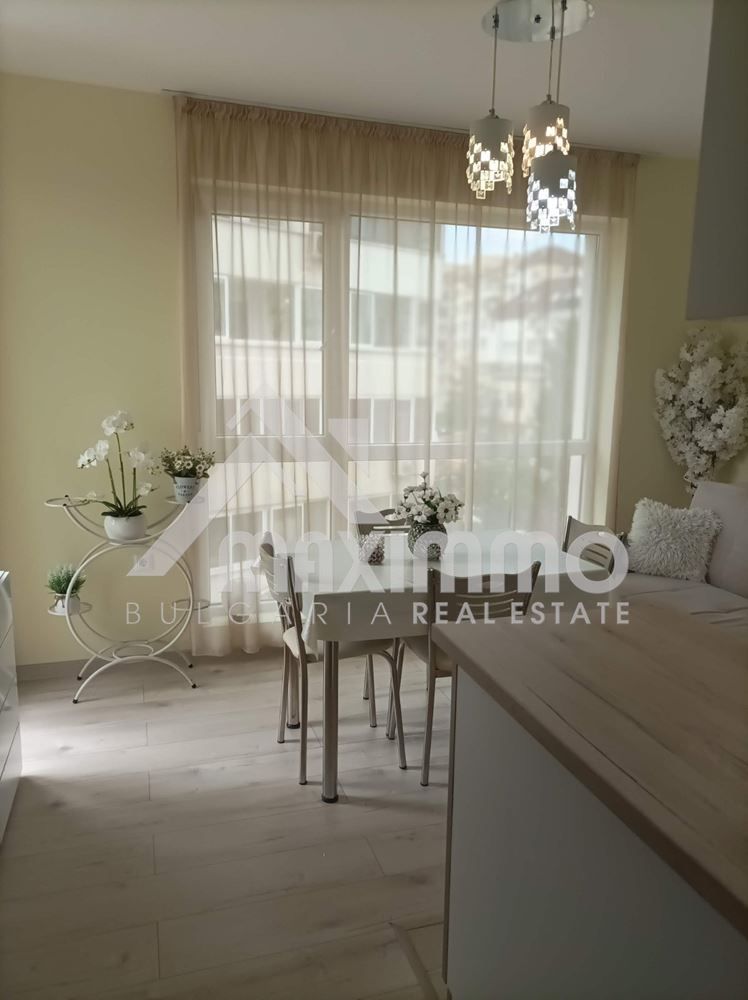 Продава се Двустаен апартамент в Варна, Победа - 62 кв.м за 2257 €/кв.м - Снимка #2