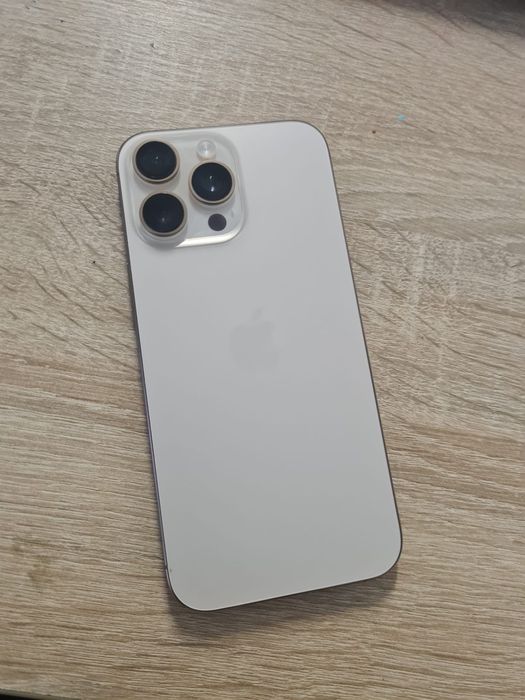 Iphone 16 promax ca nou, 27 cicluri de incarcare