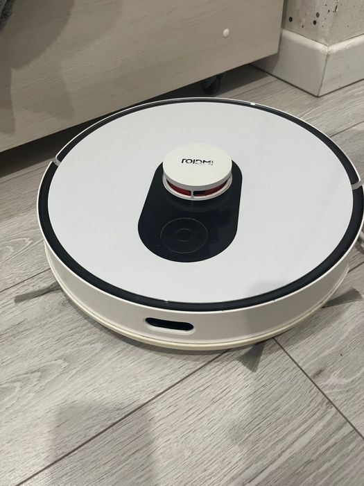 Пылесос робот все работает