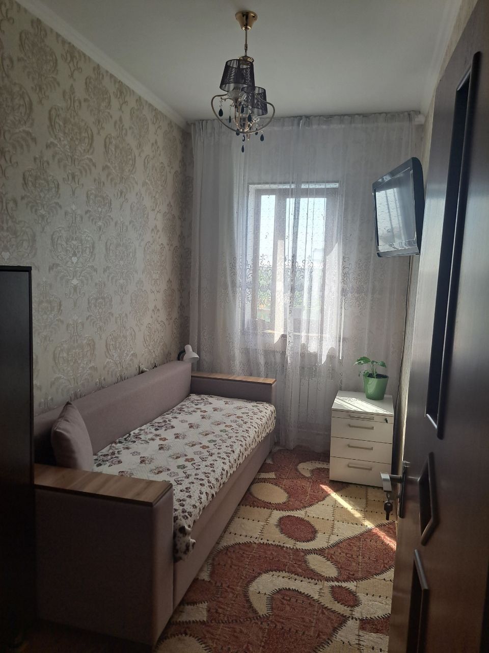 Продаётся трёхкомнатная квартира на Воднике