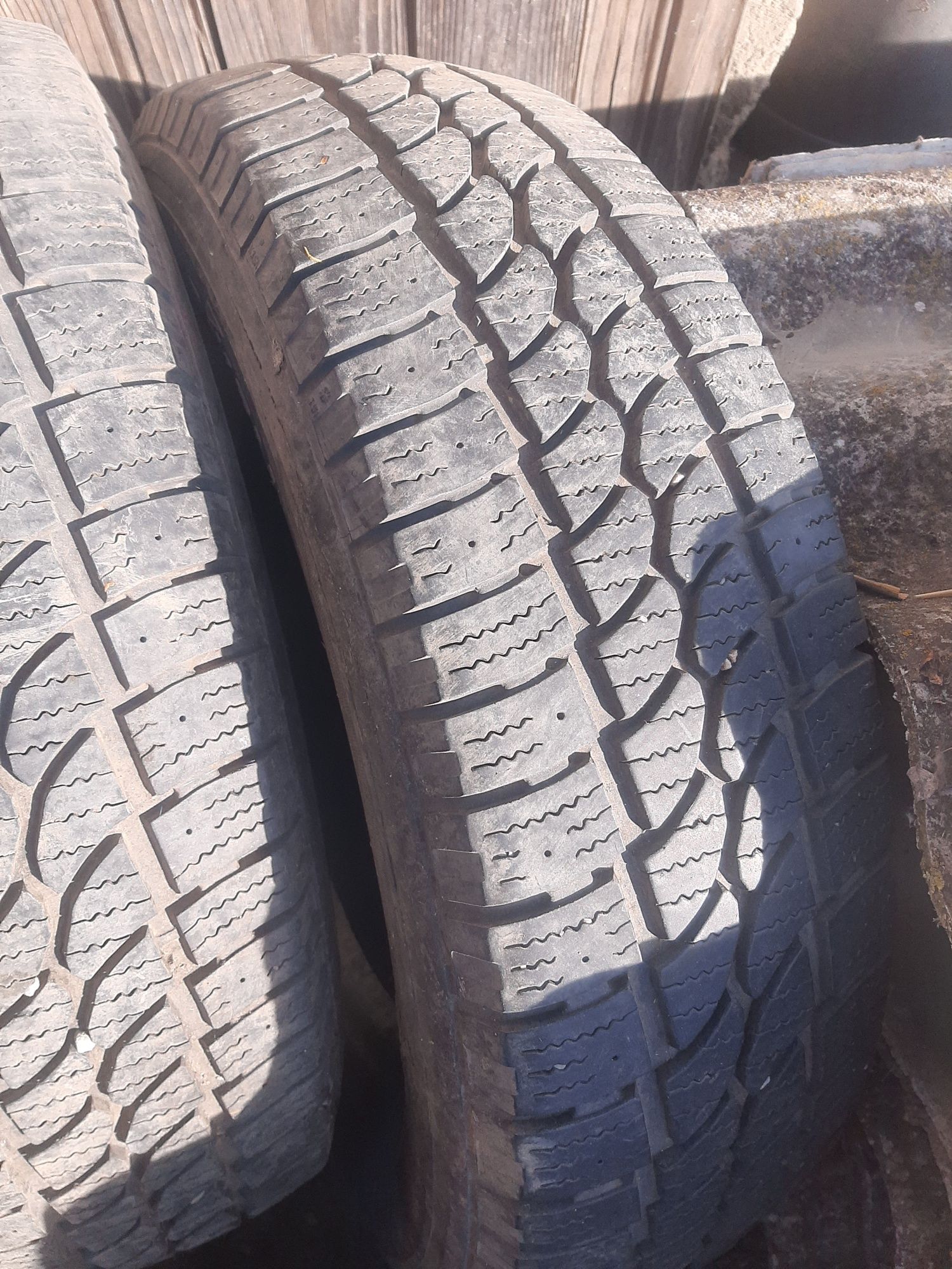 Cauciucuri 215/75R16C